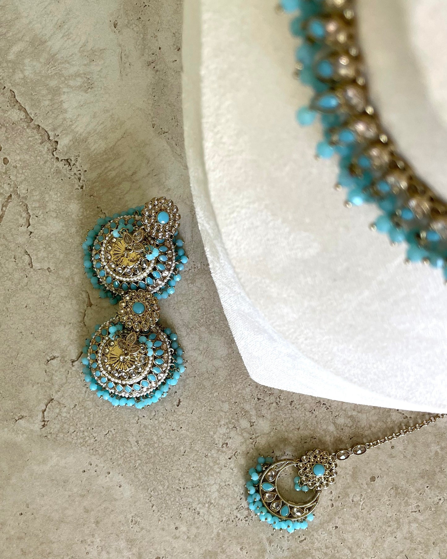 Alia Necklace Set Blue