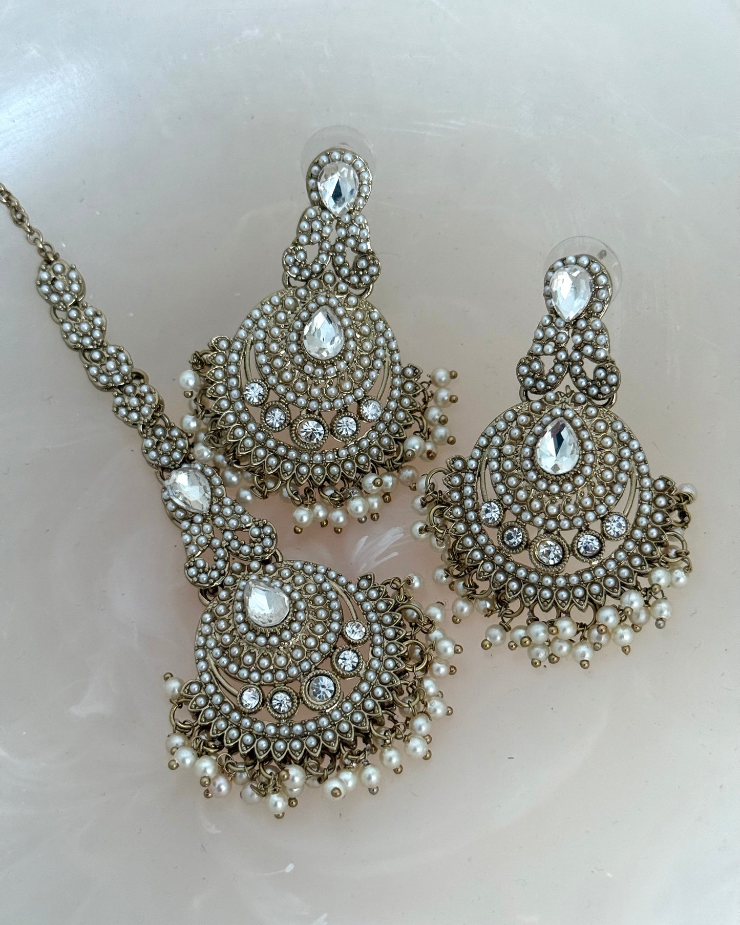 Rhea Necklace Set White