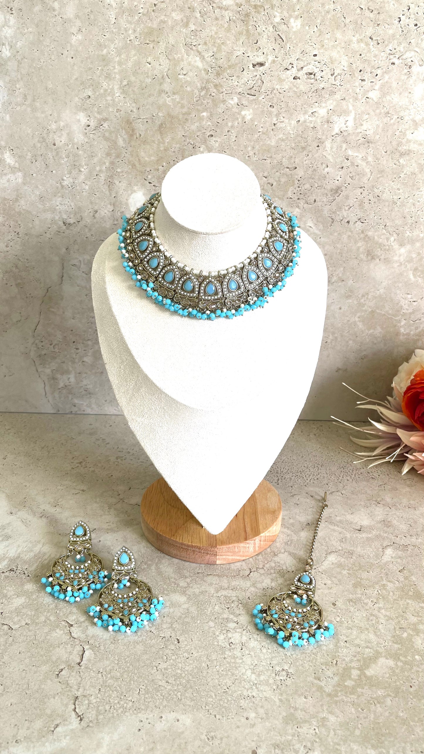 Zoya Necklace Set Blue