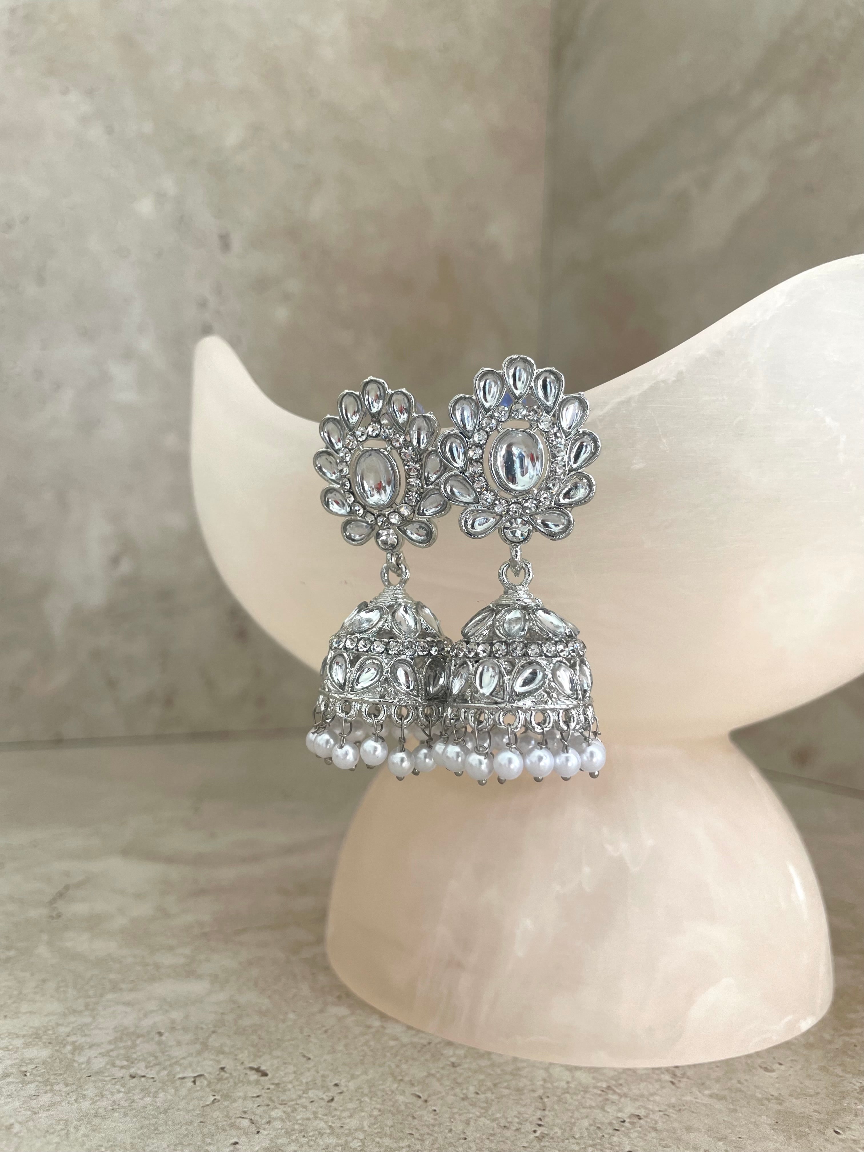 Heema Necklace Set Silver