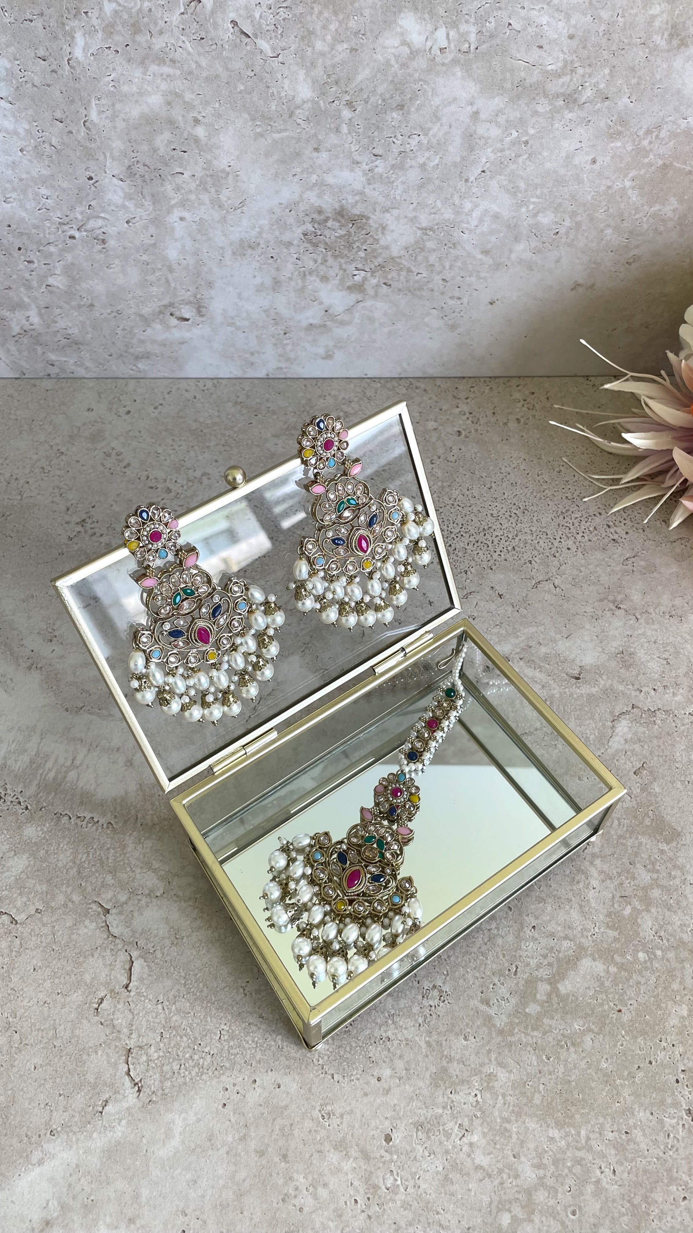 Zahra Tikka Set Gold