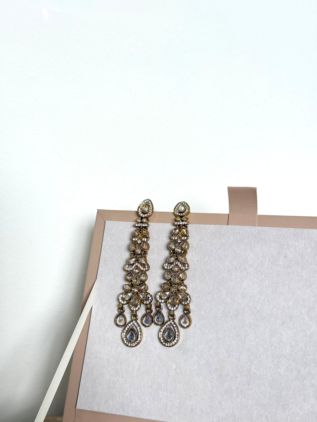 Pari Earrings | Gold