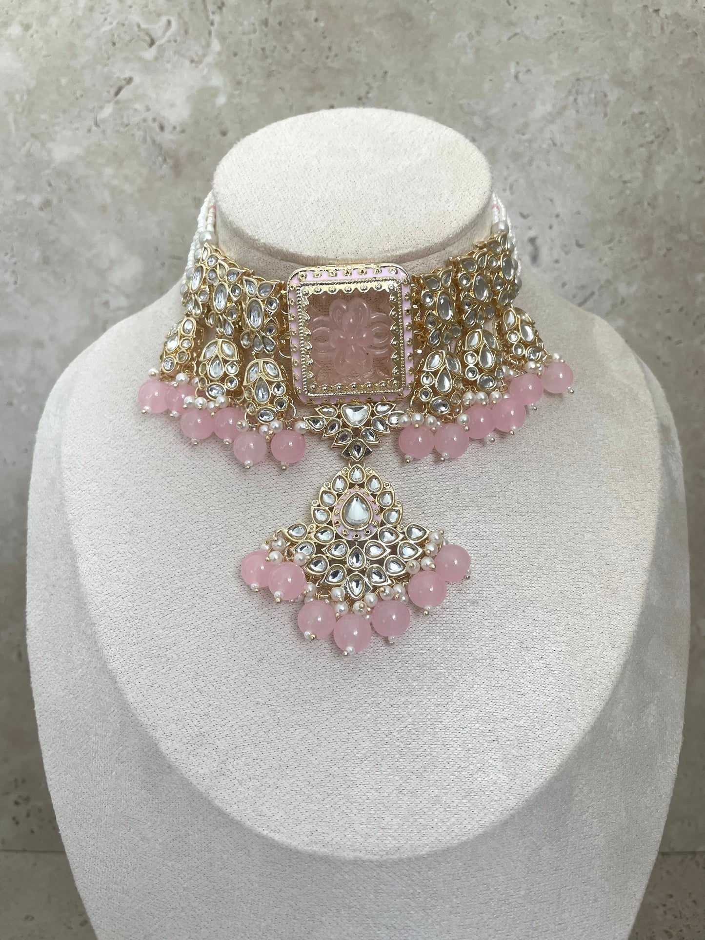 Sonakshi Necklace Set Light Pink