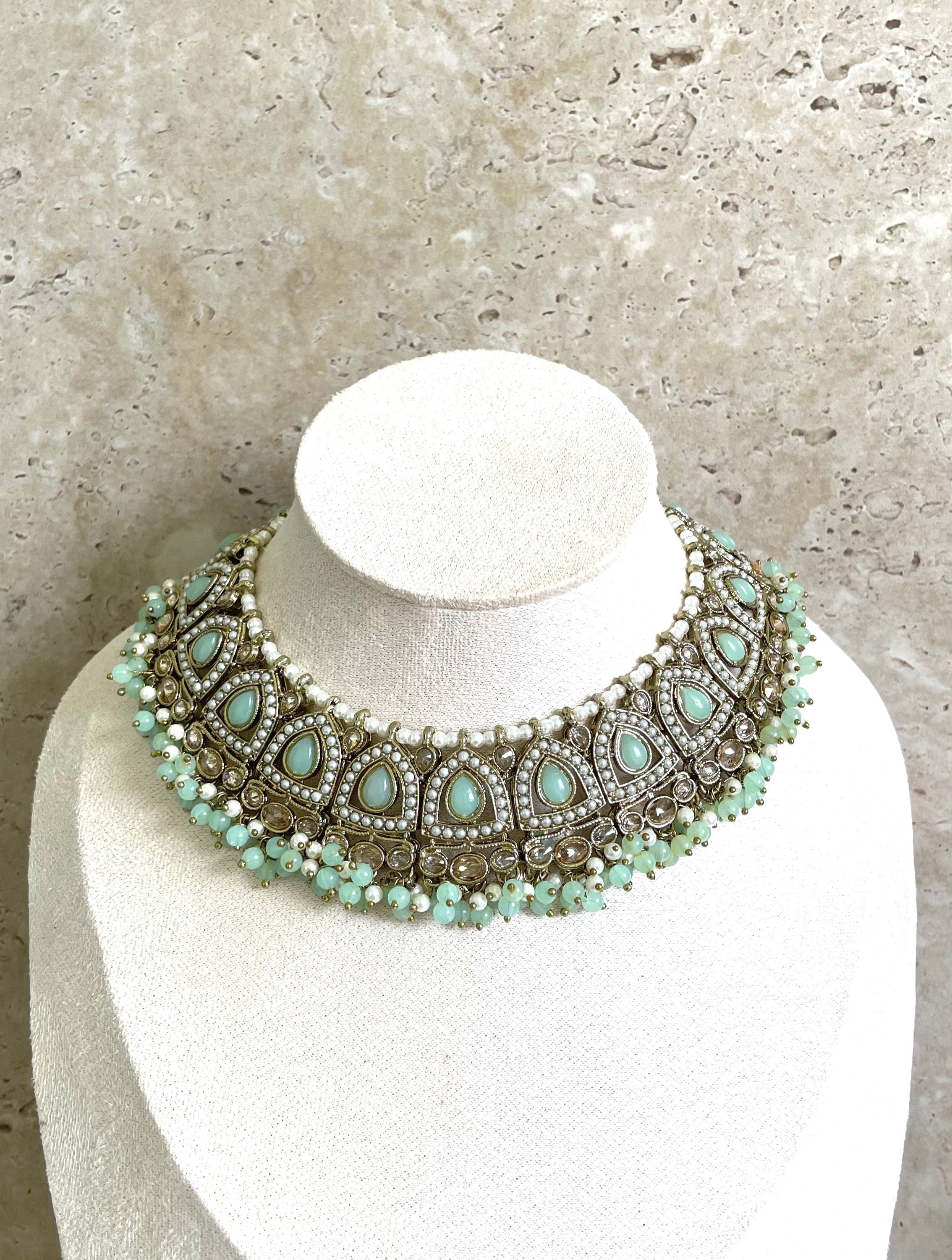 Zoya Necklace Set Mint