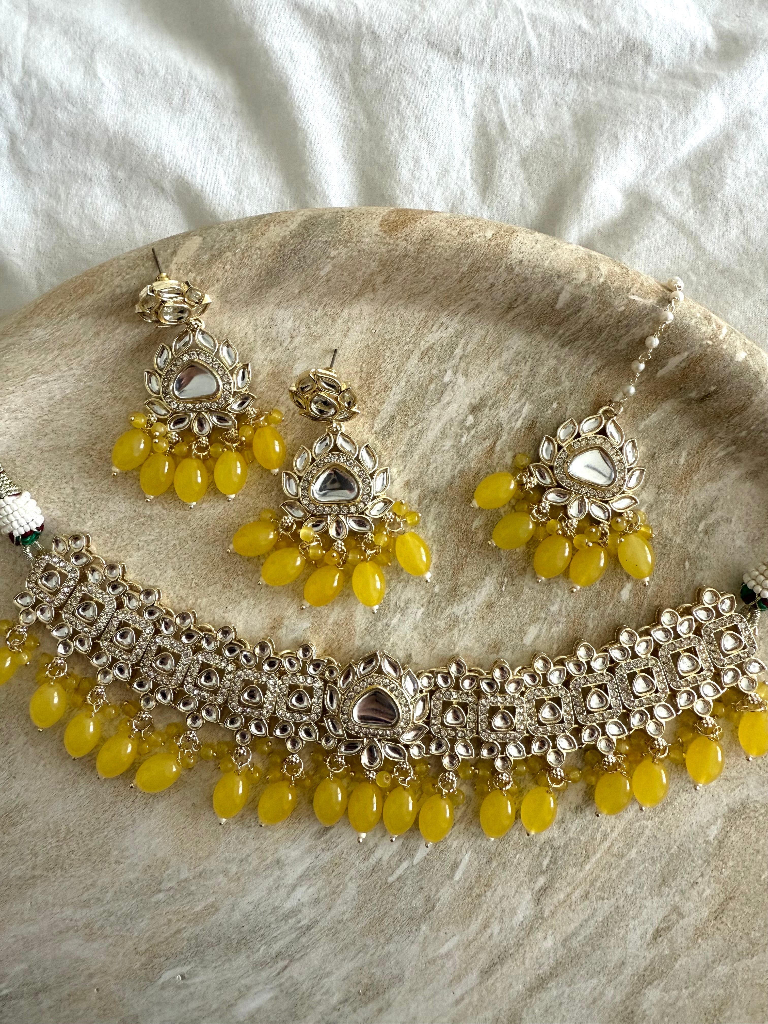 Ana Necklace Set | Yellow