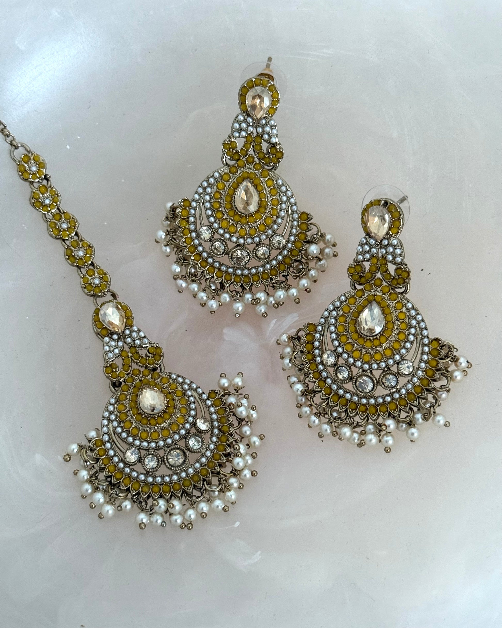 Rhea Necklace Set Yellow