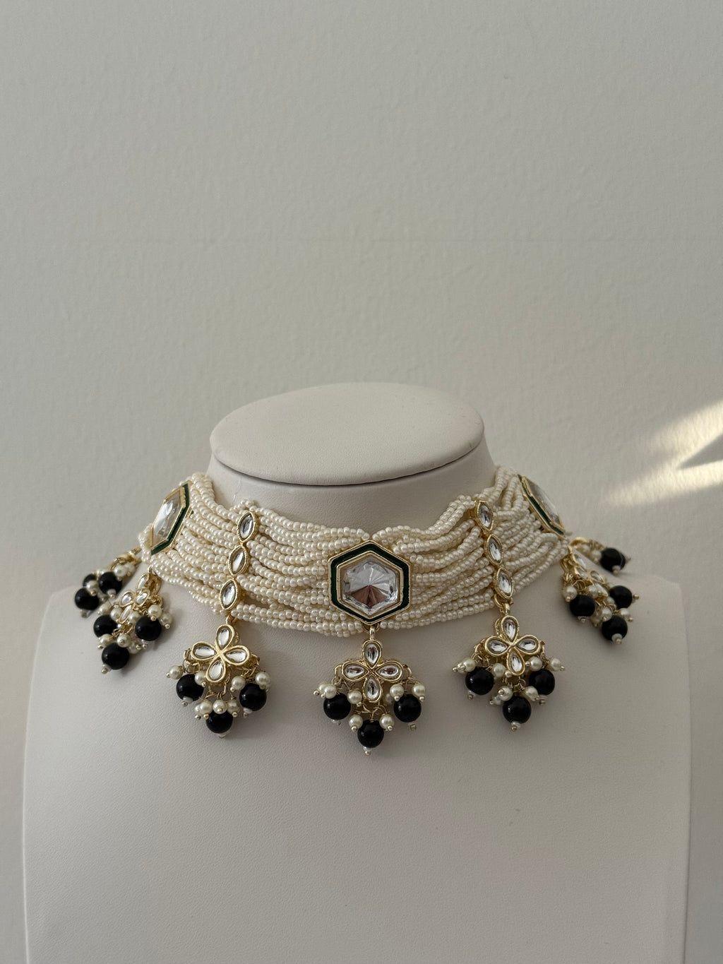 Jass Necklace Set Black