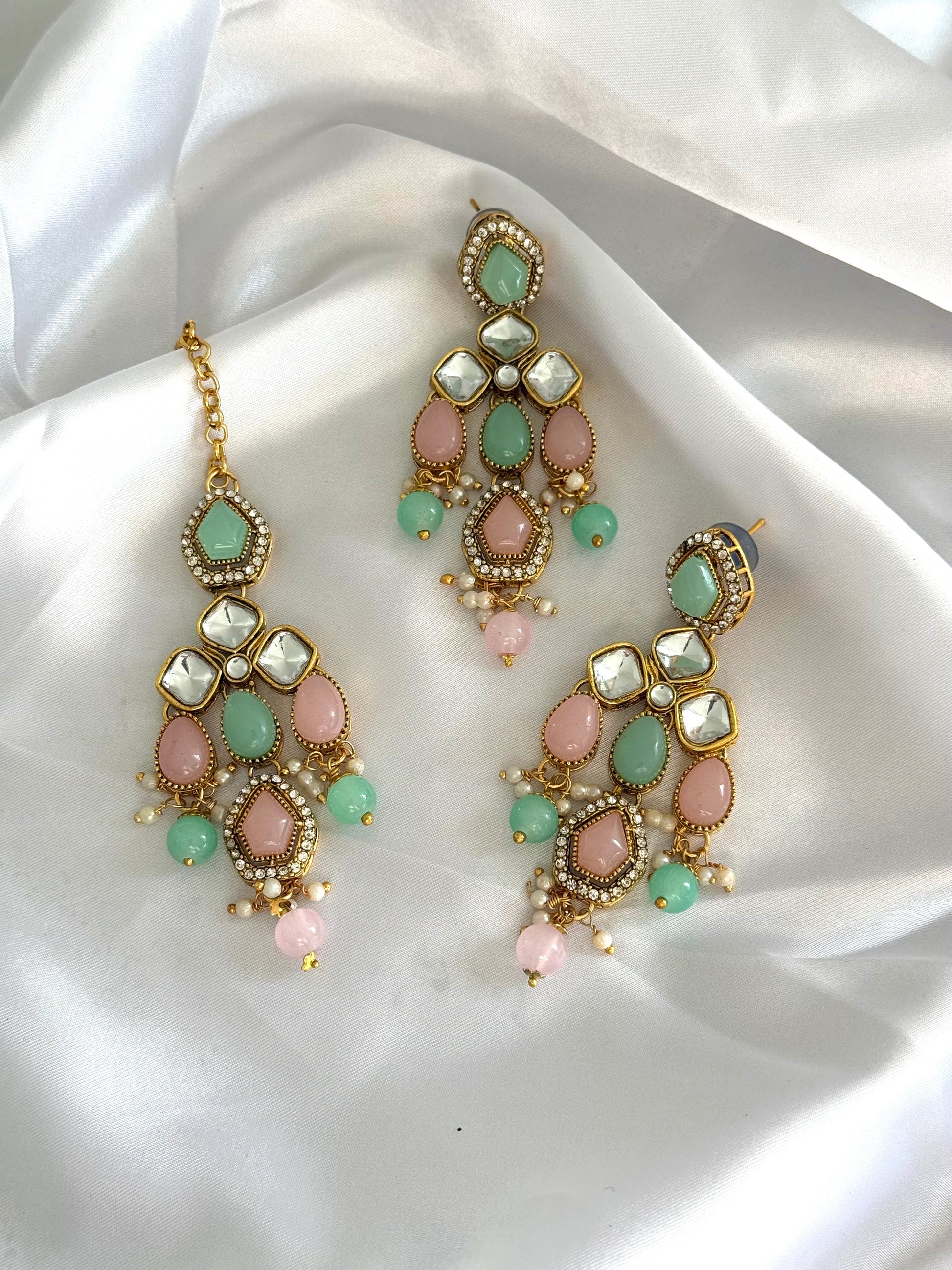 Elyana Necklace Set Mint Pink