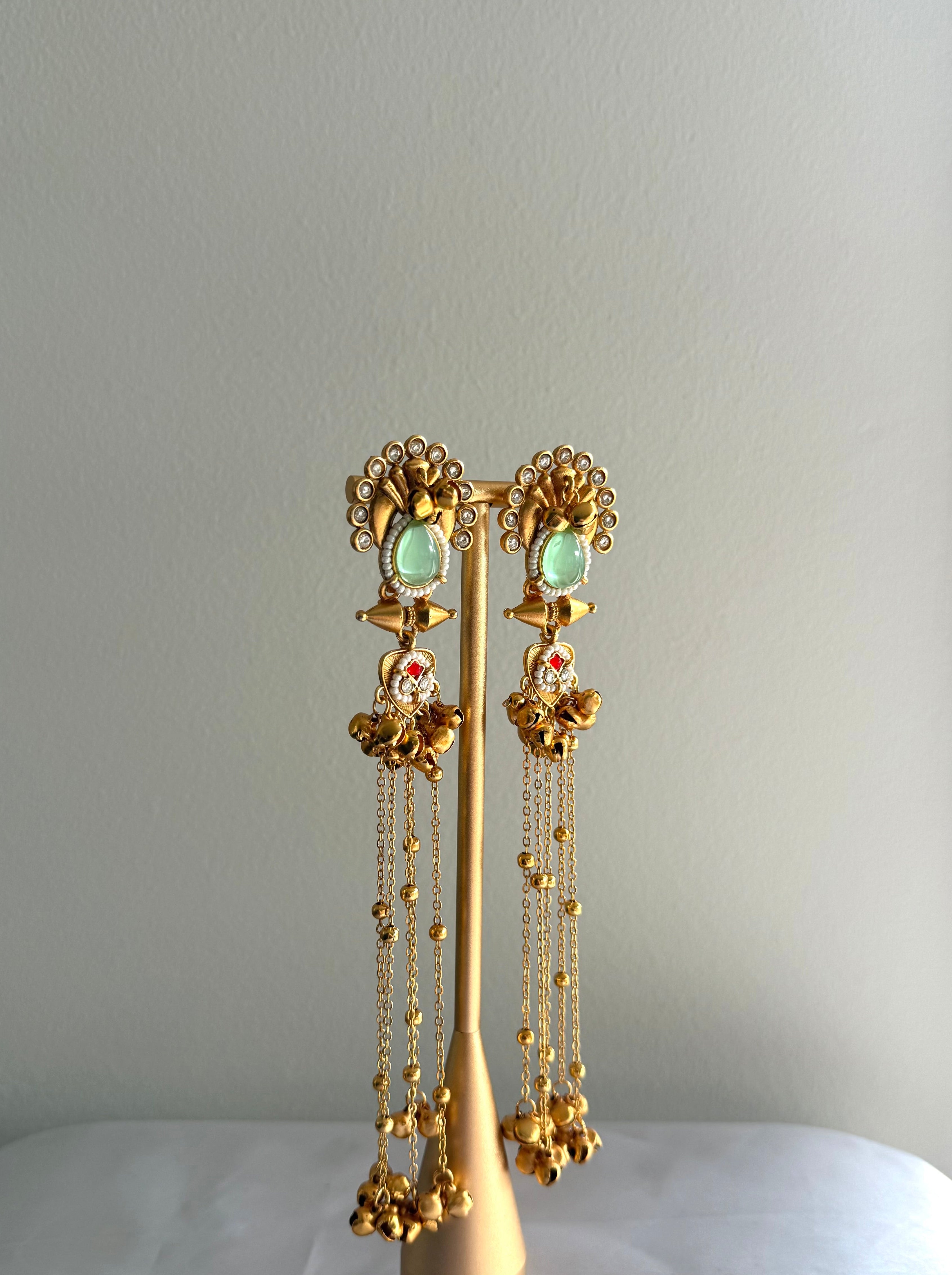 Ishvika Kashmiri Eaarings | Mint