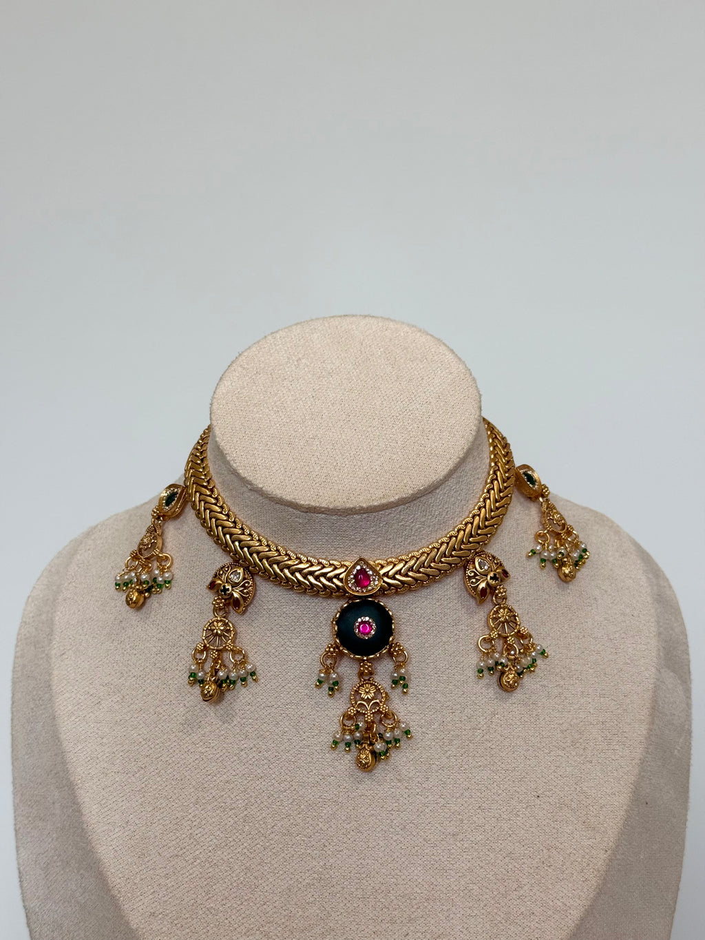 Rashmika Necklace Set | Gold