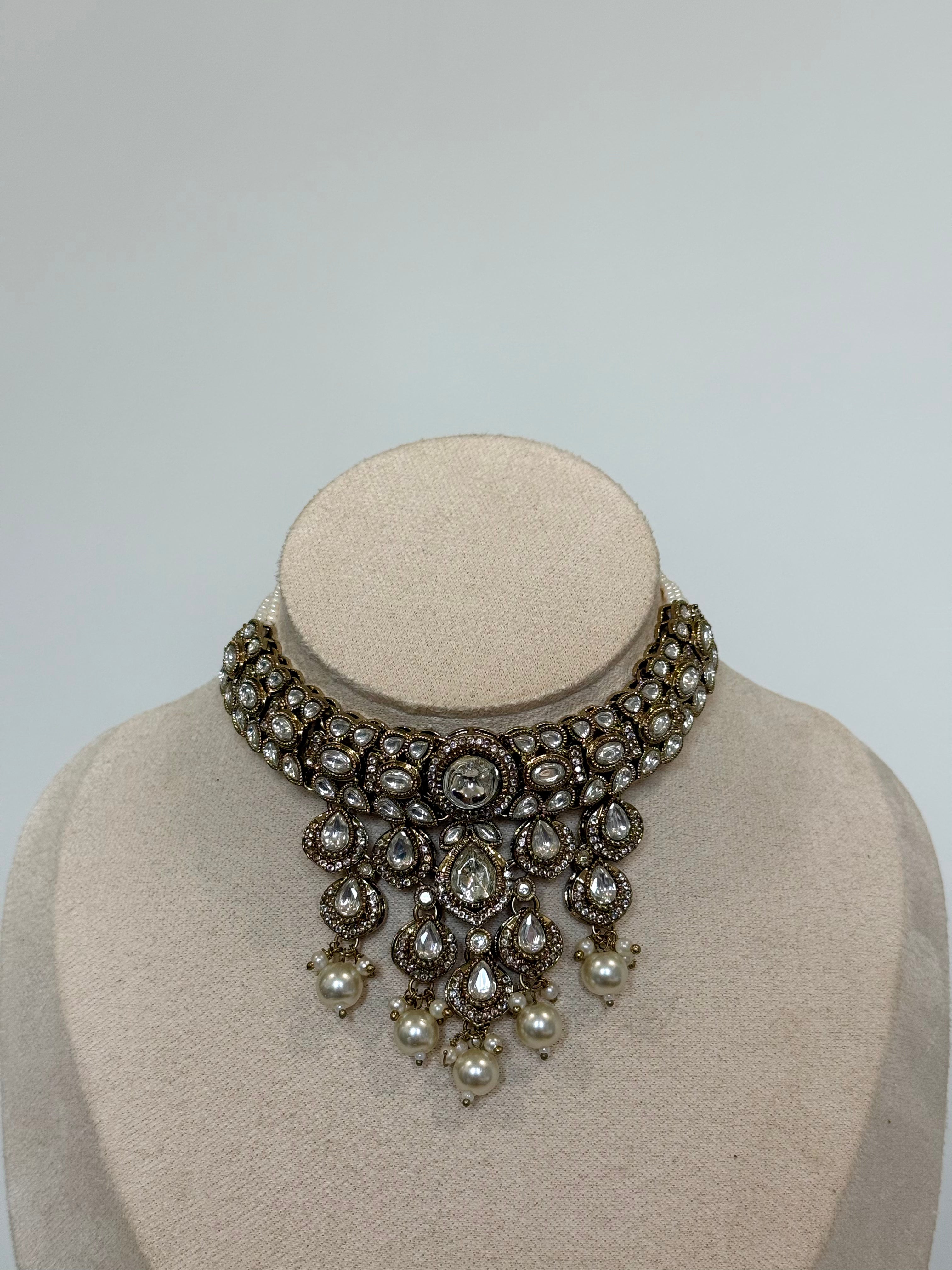 Kaajal Necklace Set | White