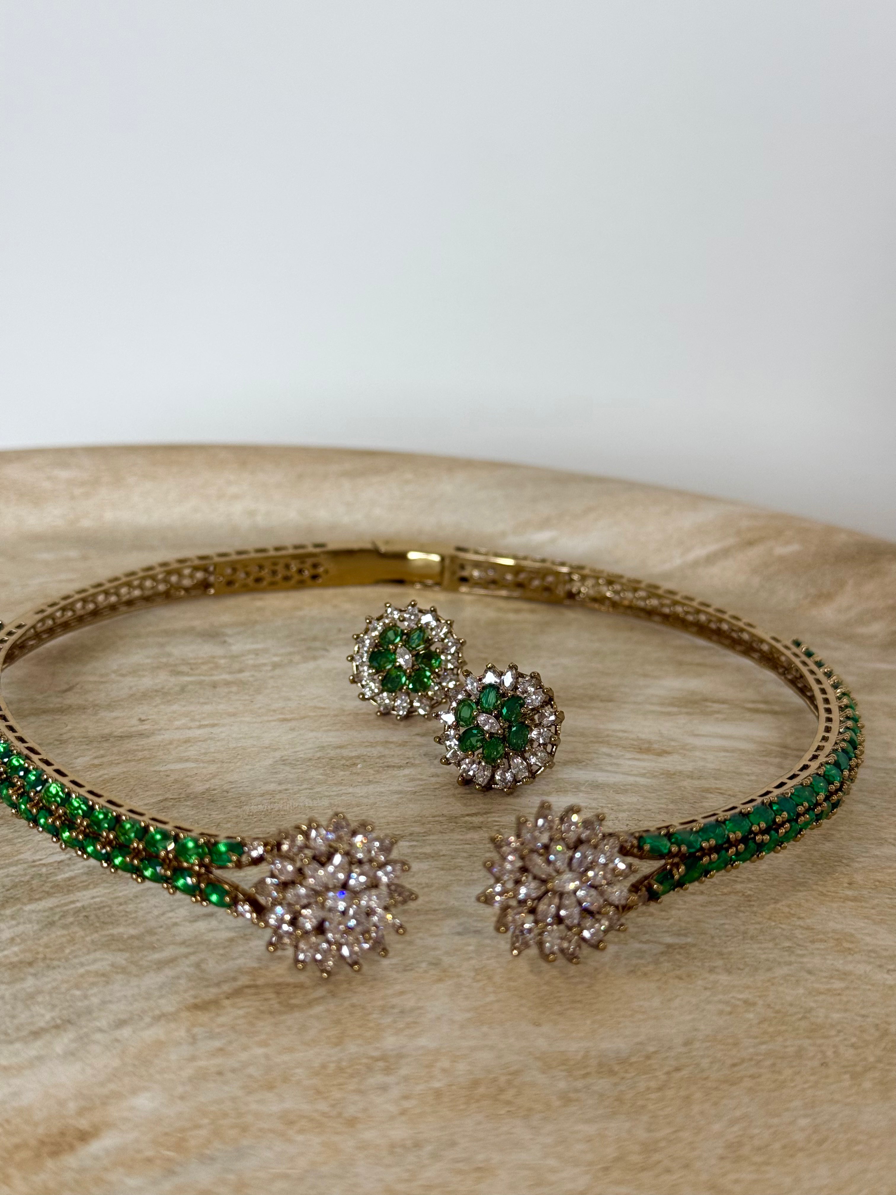 Vihana Hansi Necklace Set | Green