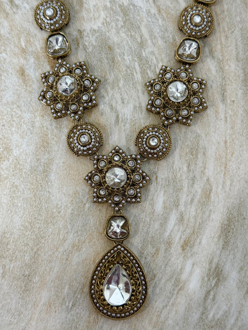 Nihaarika Necklace Set | Gold