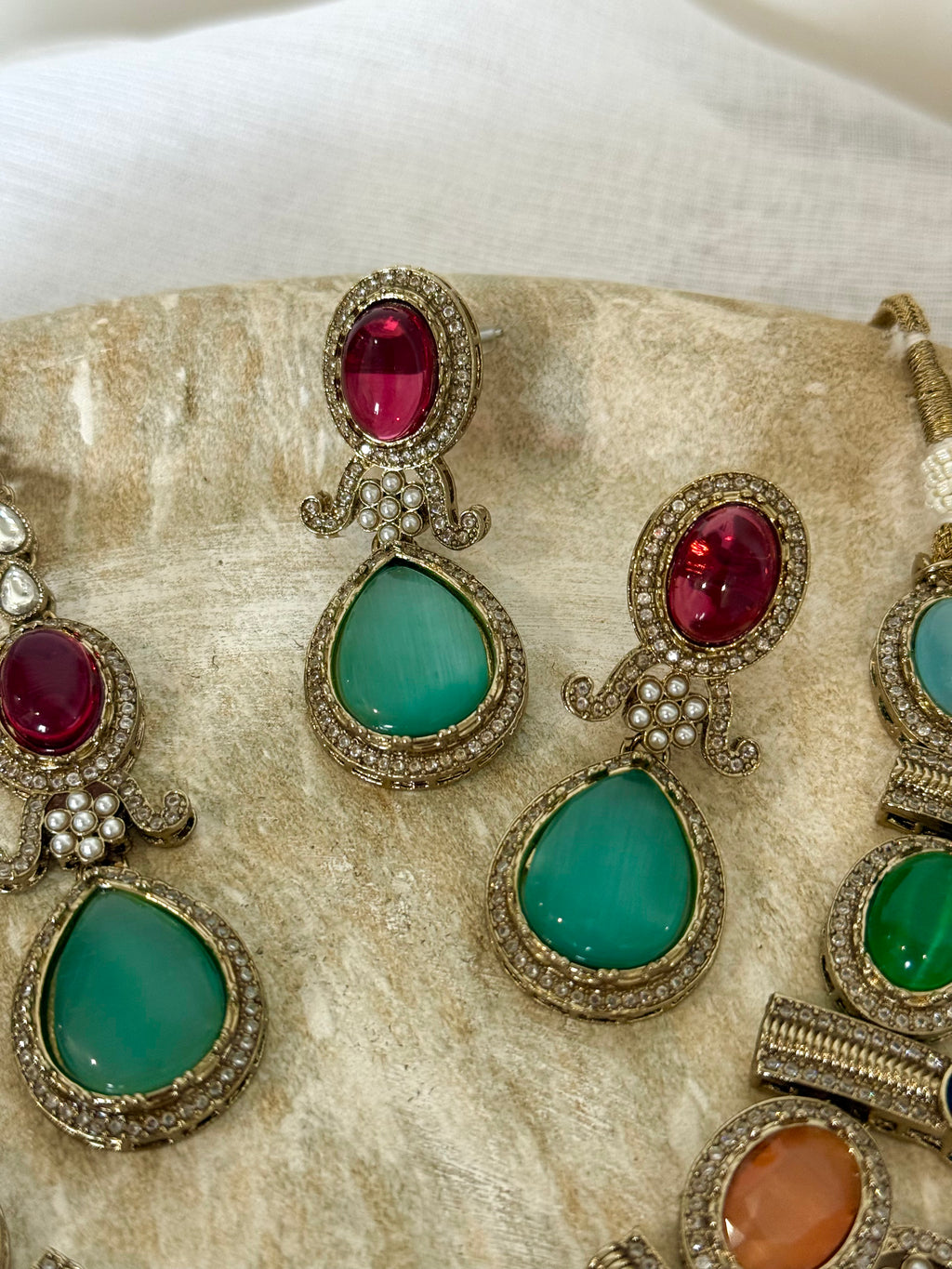 Shalini Necklace Set | Multi