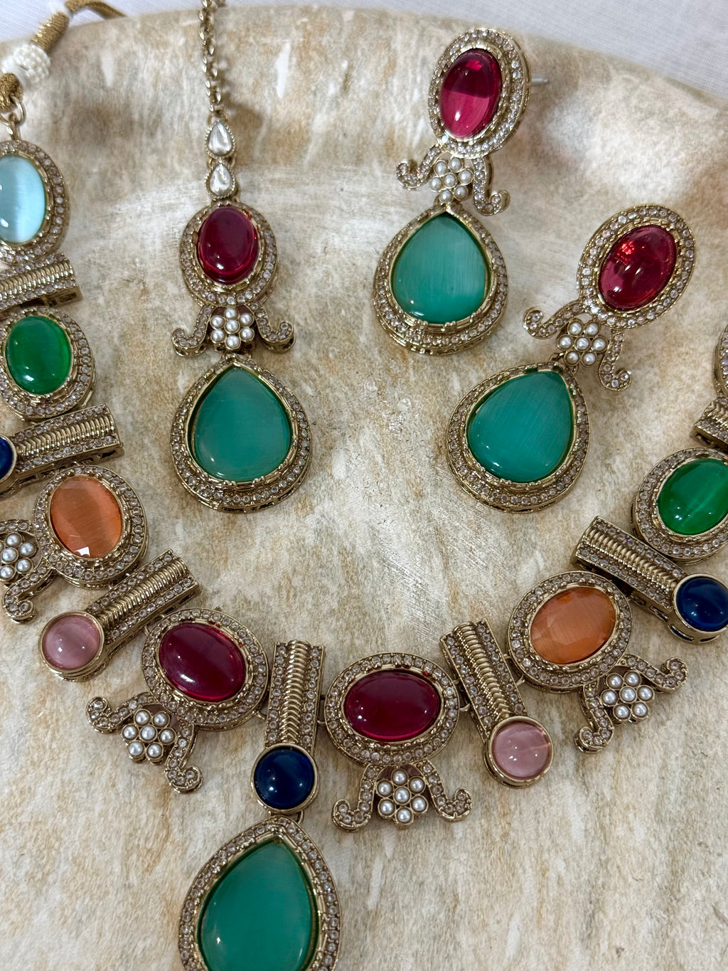 Shalini Necklace Set | Multi