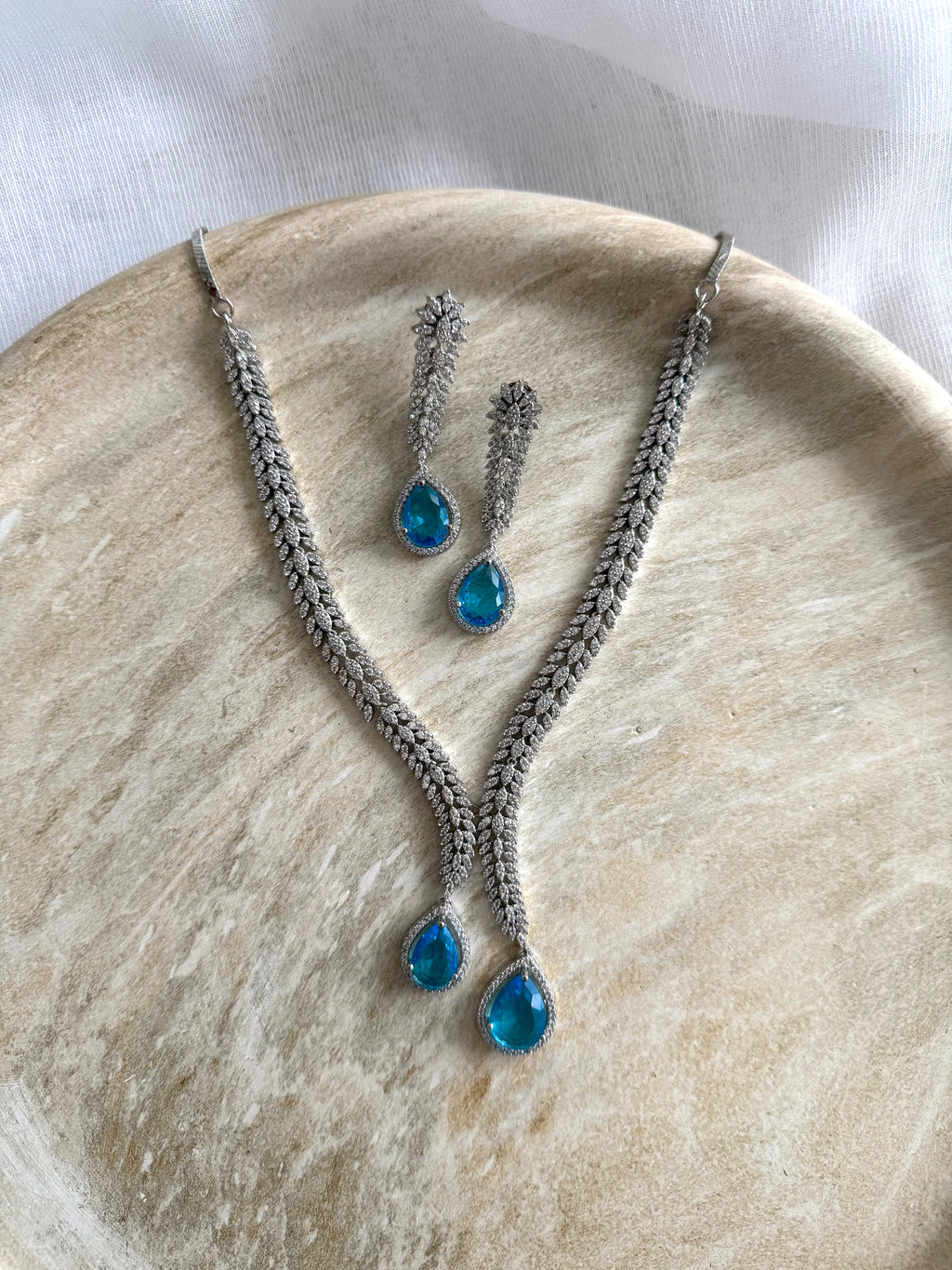 Raha Necklace Set | Skyblue