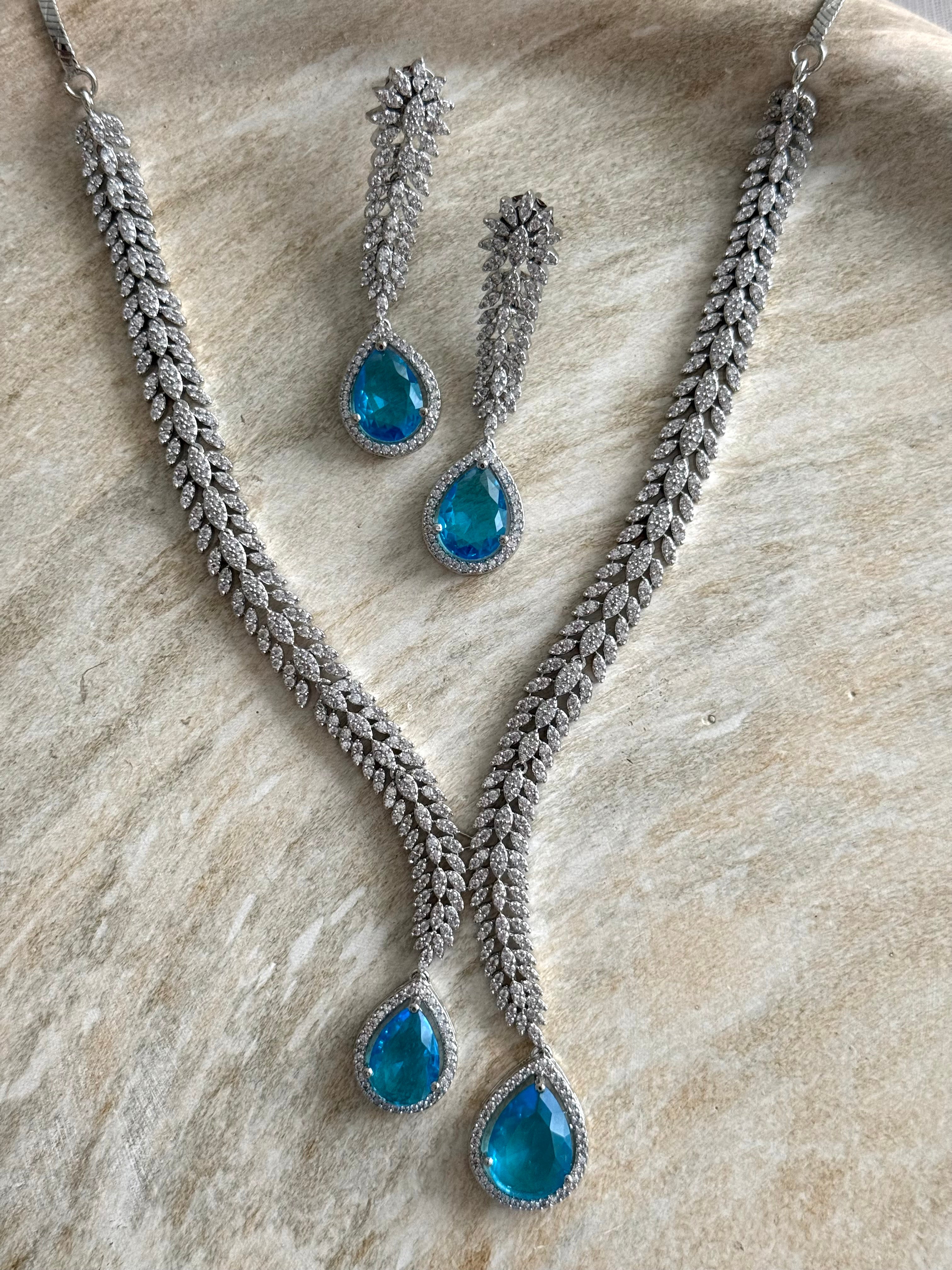 Raha Necklace Set | Skyblue