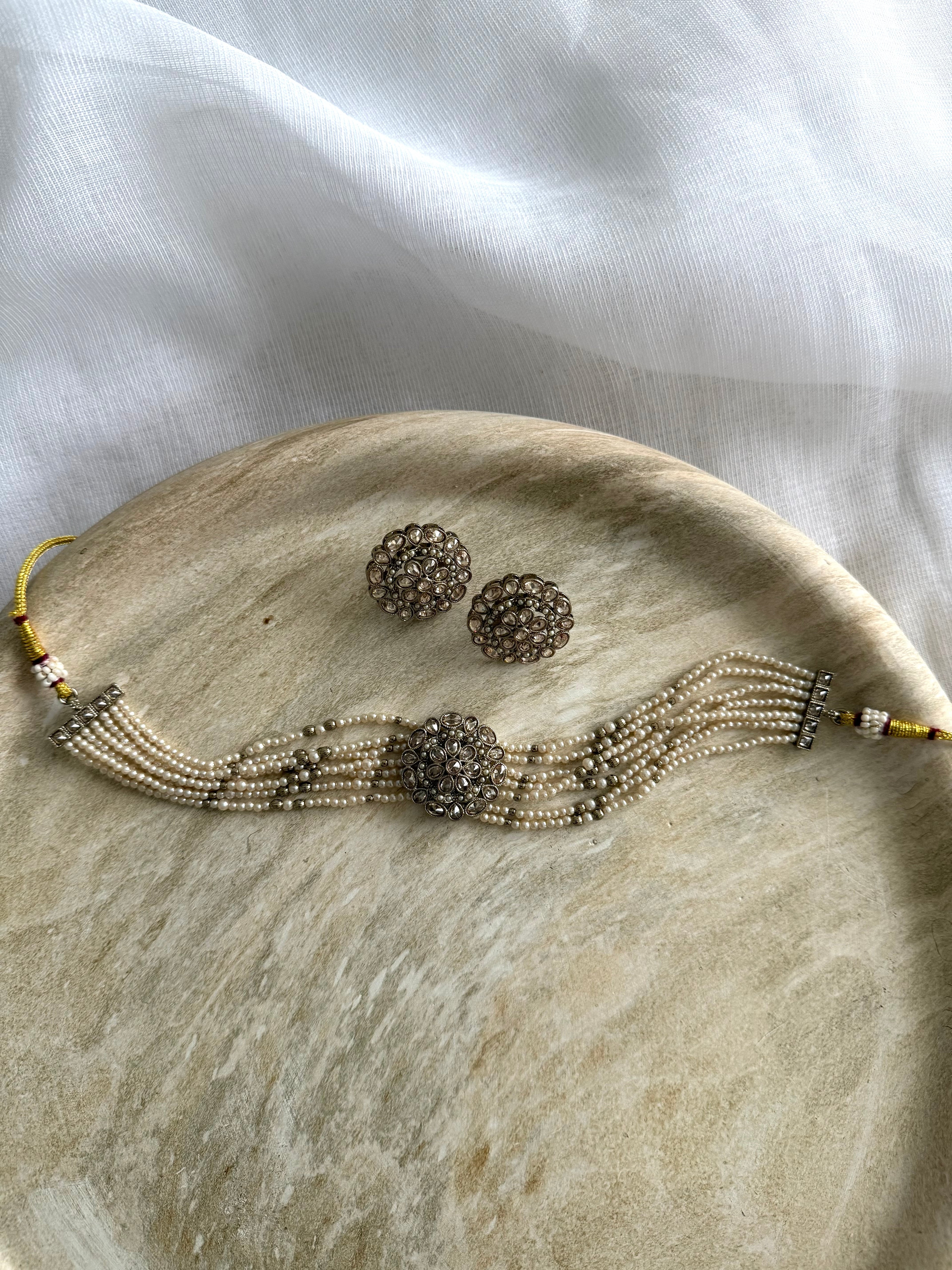 Maya Necklace Set | White