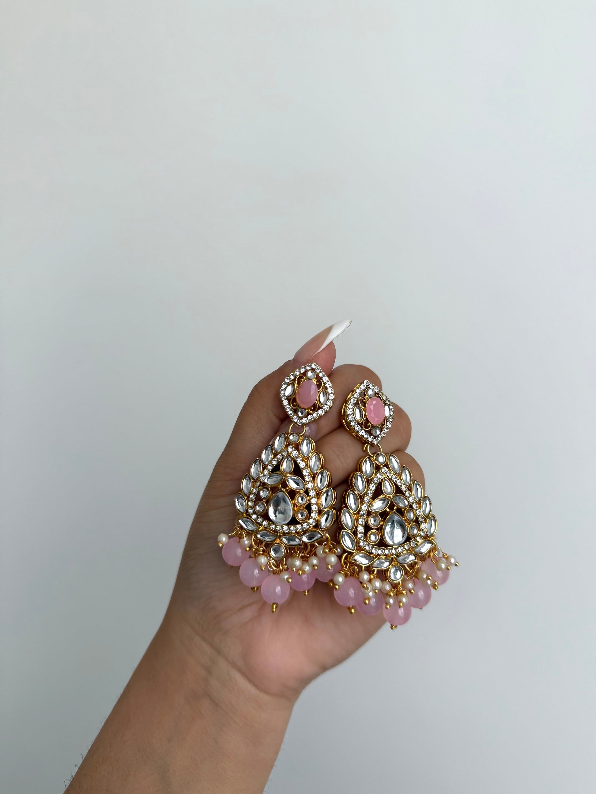 Saanvi Necklace Set Blush