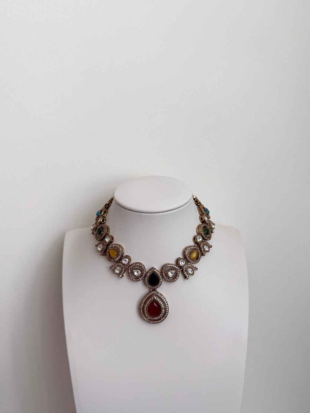 Amara Necklace Set Multi