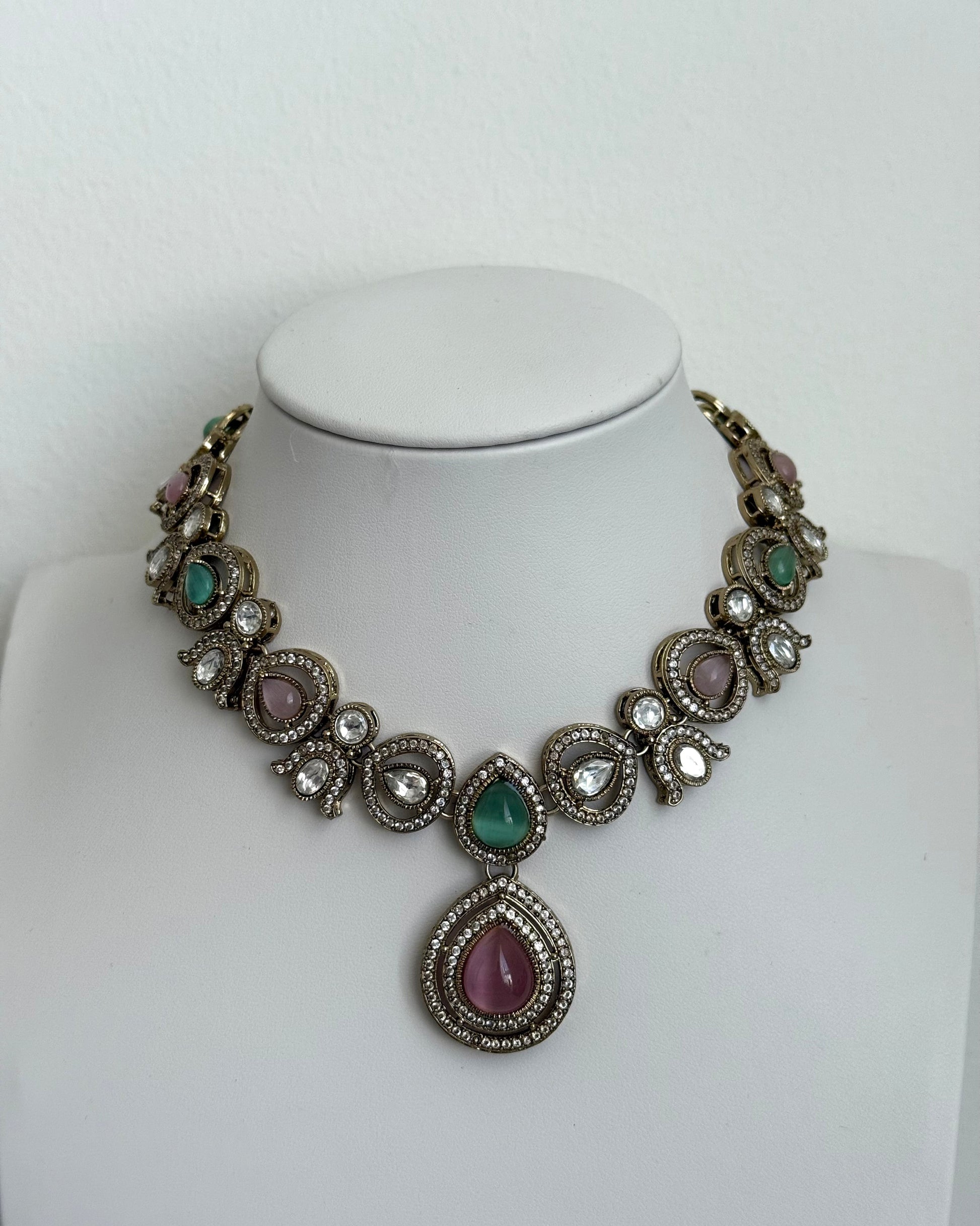 Amara Necklace Set Mint Pink