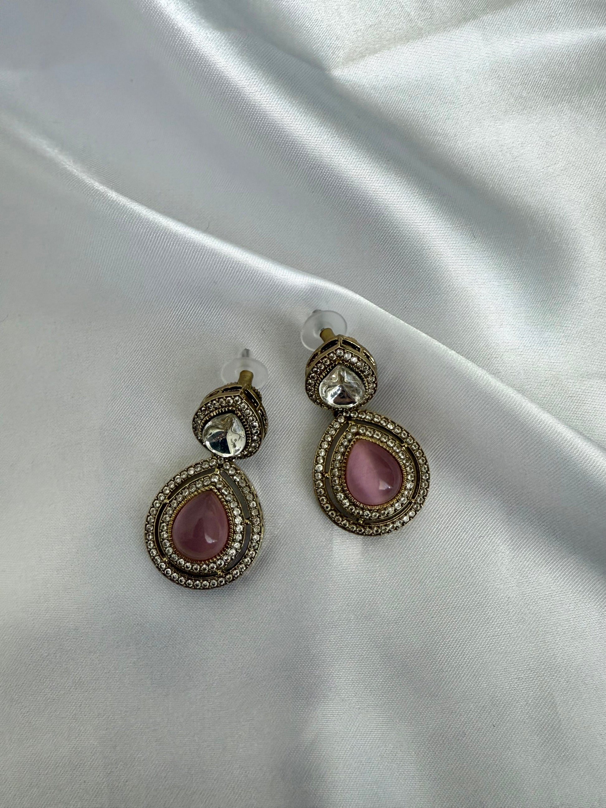 Amara Necklace Set Mint Pink